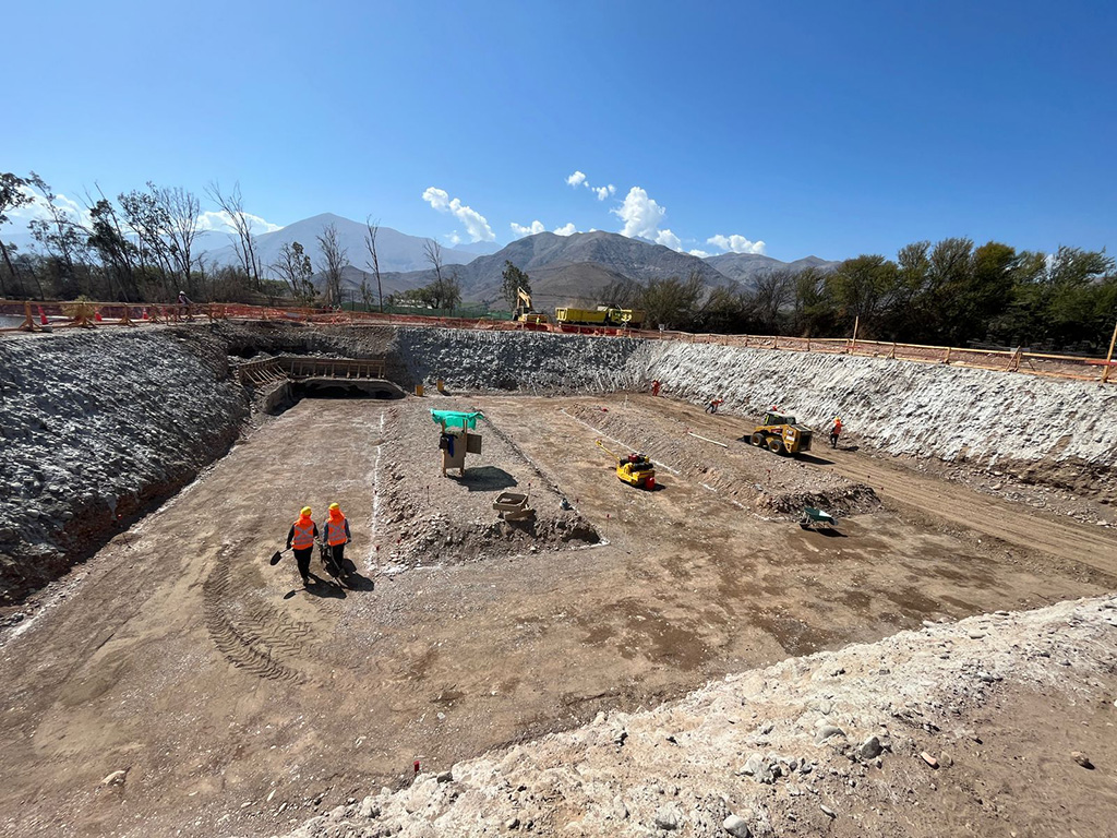 Inspeccionan construcción de nueva planta de tratamiento de Aguas del